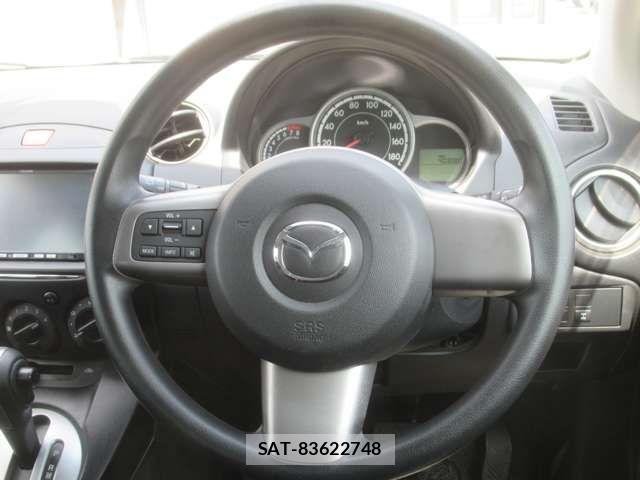 Mazda DEMIO 2013-06 8074456-10