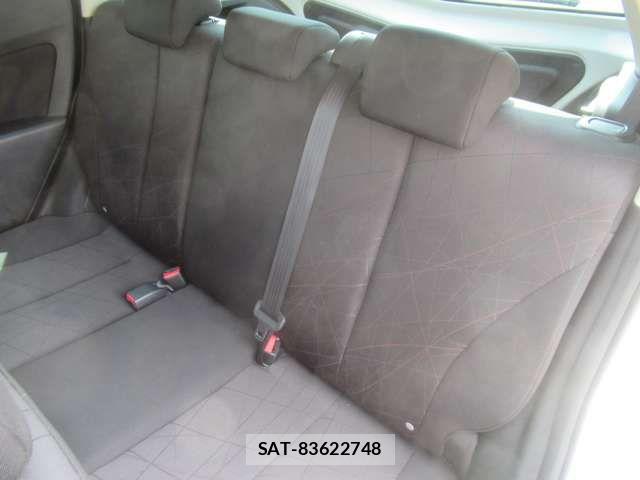 Mazda DEMIO 2013-06 8074456-17