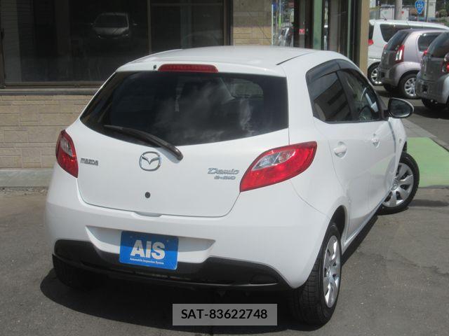 Mazda DEMIO 2013-06 8074456-1