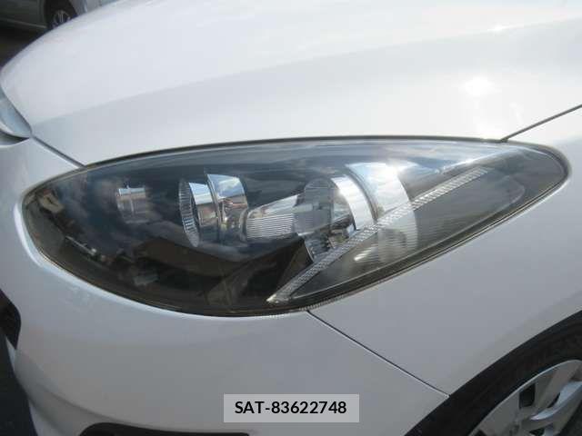 Mazda DEMIO 2013-06 8074456-6