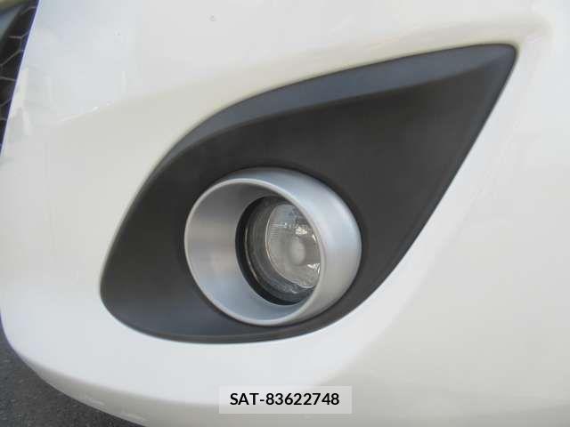 Mazda DEMIO 2013-06 8074456-7
