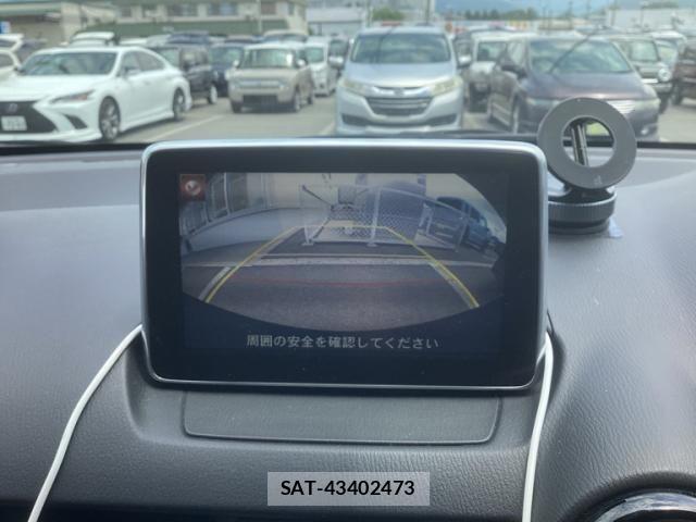 Mazda DEMIO 2015-08 8100282-18