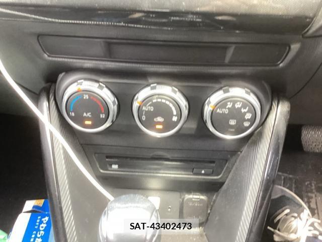 Mazda DEMIO 2015-08 8100282-19