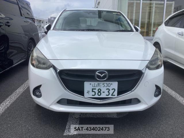 Mazda DEMIO 2015-08 8100282-2