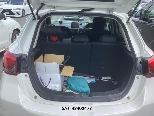 Mazda DEMIO 2015-08 8100282-6