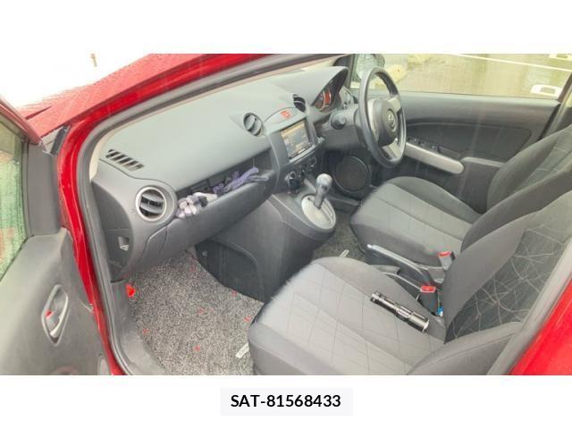 Mazda DEMIO 2012-01 8131103-12