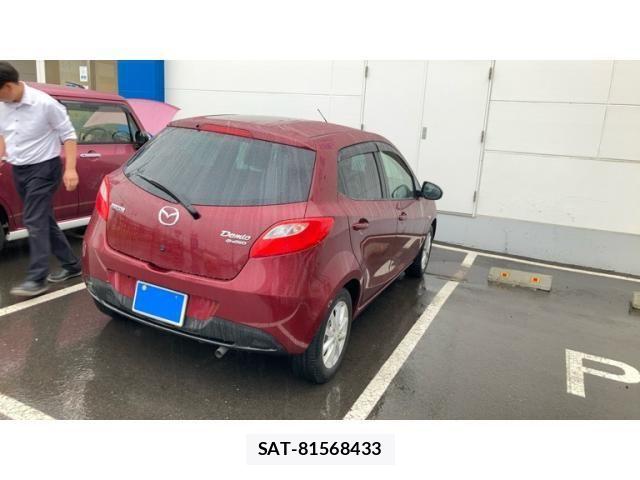 Mazda DEMIO 2012-01 8131103-2