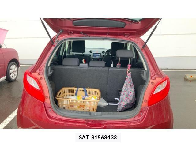Mazda DEMIO 2012-01 8131103-8