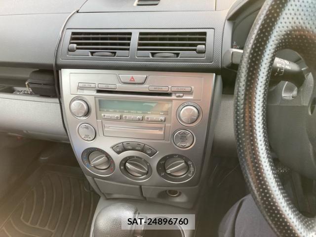 Mazda DEMIO 2005-08 8208545-13