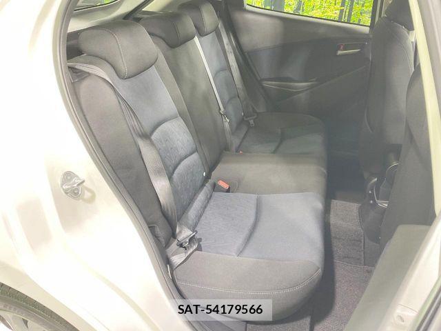 Mazda DEMIO 2015-07 8230724-9