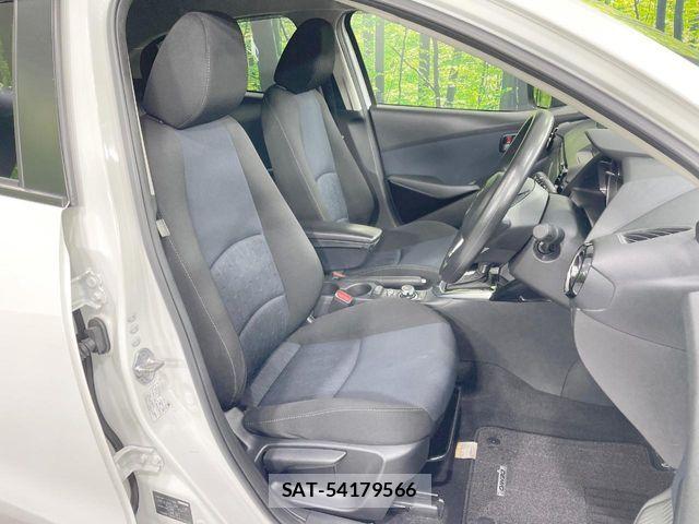 Mazda DEMIO 2015-07 8230724-8