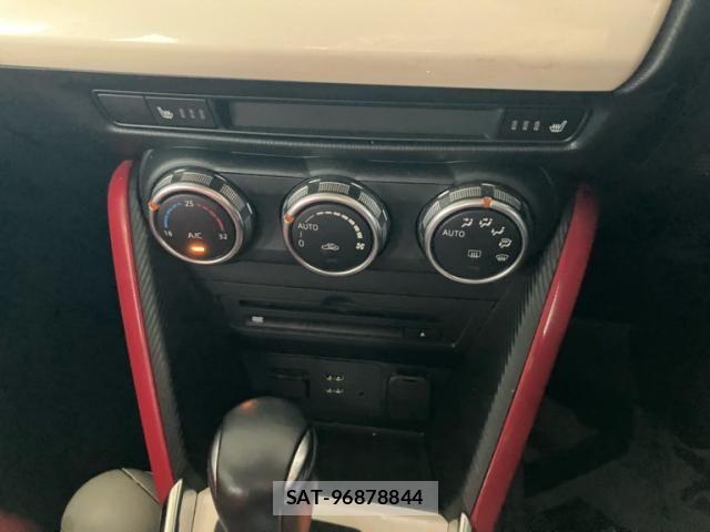 Mazda DEMIO 2016-01 8230725-19
