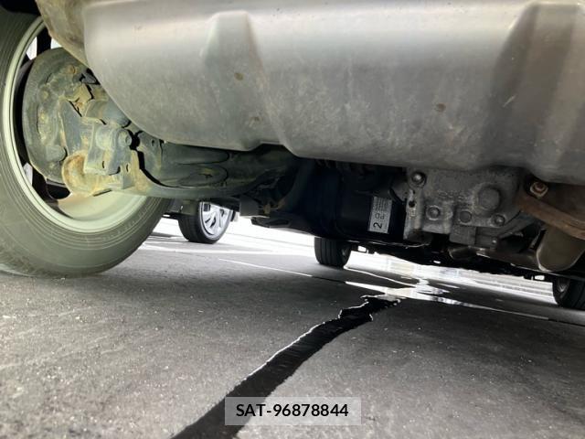 Mazda DEMIO 2016-01 8230725-27
