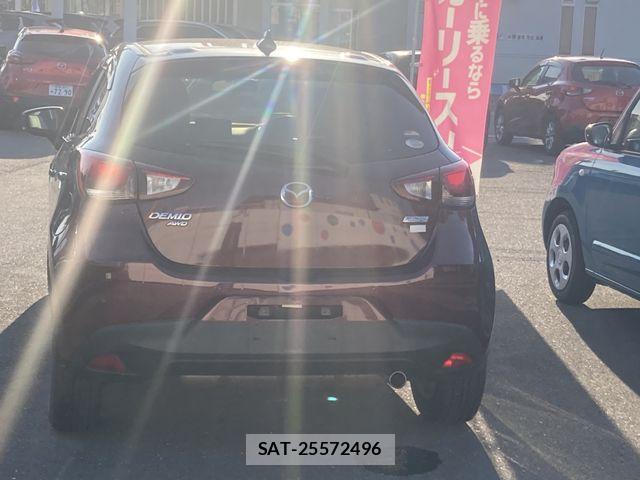 Mazda DEMIO 2017-06 8336670-3