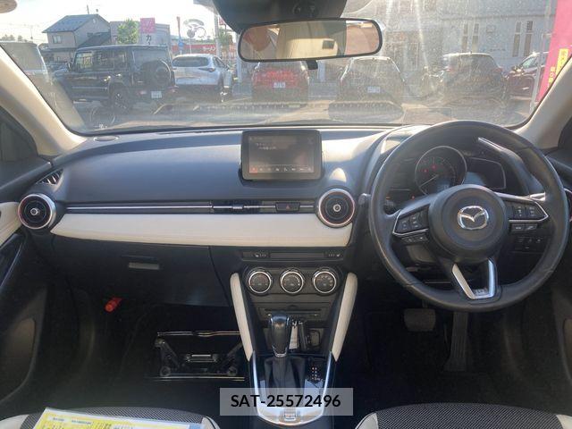 Mazda DEMIO 2017-06 8336670-5