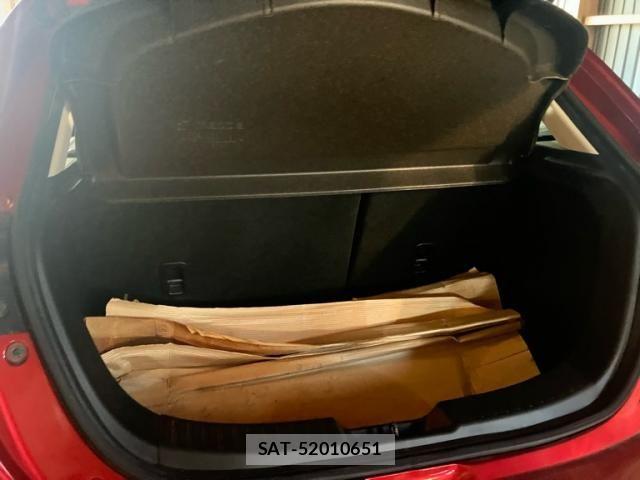 Mazda DEMIO 2017-10 8336672-9