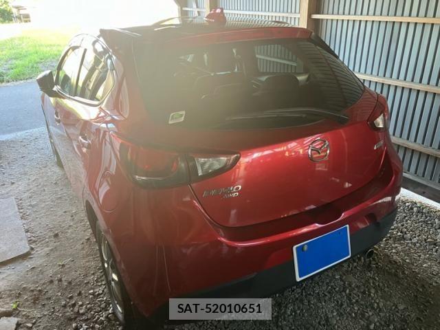 Mazda DEMIO 2017-10 8336672-1