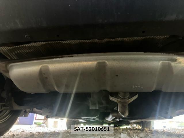 Mazda DEMIO 2017-10 8336672-3