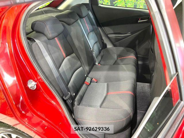 Mazda DEMIO 2015-04 8354892-9