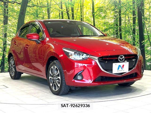 Mazda DEMIO 2015-04 8354892-16