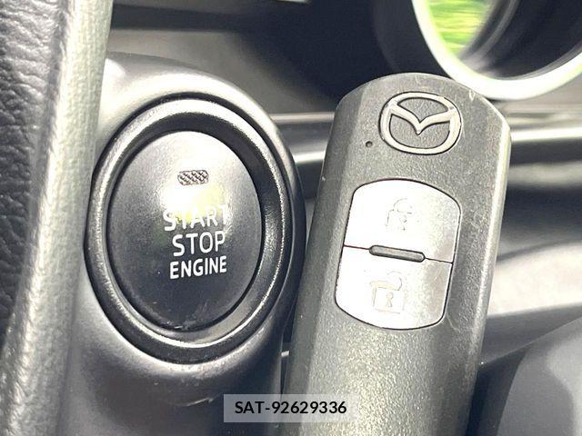 Mazda DEMIO 2015-04 8354892-5