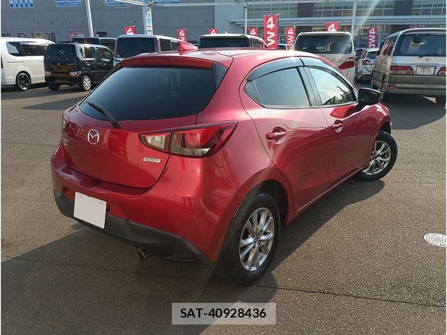 Mazda DEMIO 2016-09 8366851-1