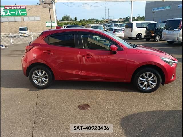 Mazda DEMIO 2016-09 8366851-3