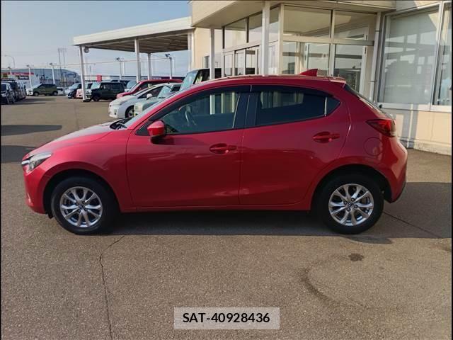 Mazda DEMIO 2016-09 8366851-4