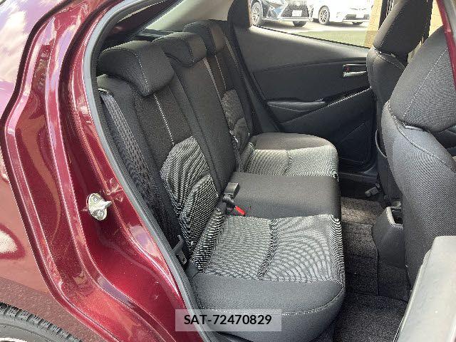 Mazda DEMIO 2017-06 8366852-9