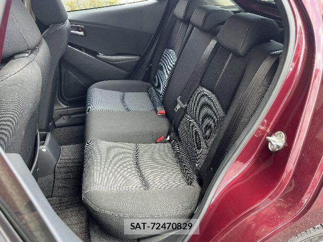 Mazda DEMIO 2017-06 8366852-12