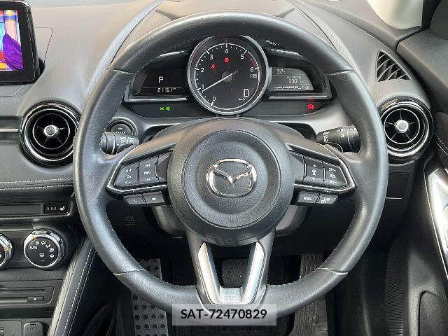 Mazda DEMIO 2017-06 8366852-13