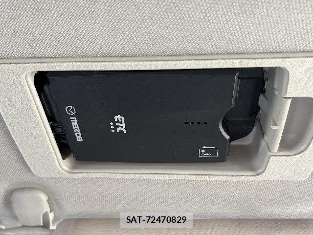 Mazda DEMIO 2017-06 8366852-15