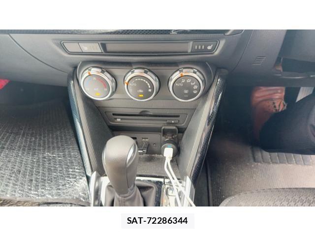 Mazda DEMIO 2018-08 8371831-13