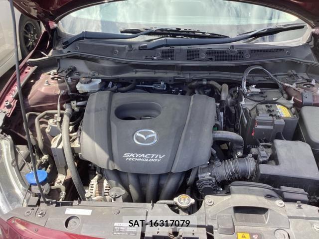 Mazda DEMIO 2017-06 8413440-6