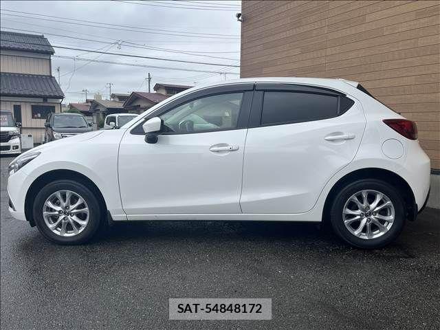 Mazda DEMIO 2015-07 8413441-9