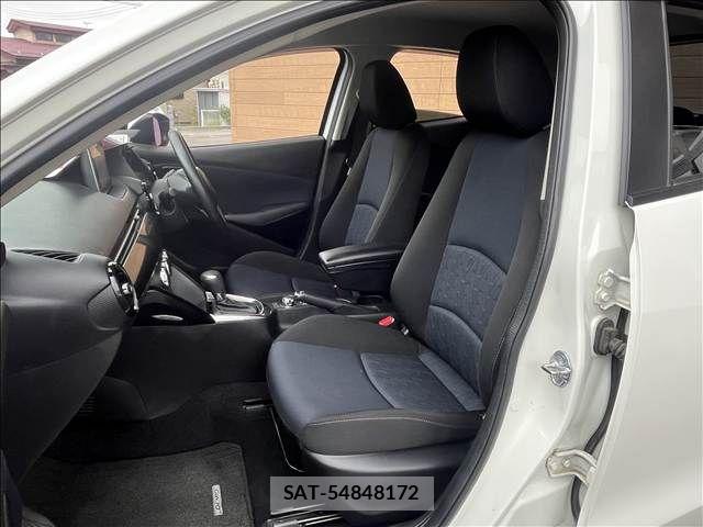 Mazda DEMIO 2015-07 8413441-28