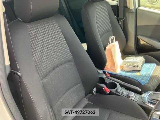 Mazda DEMIO 2017-09 8413444-15