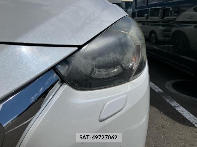 Mazda DEMIO 2017-09 8413444-3