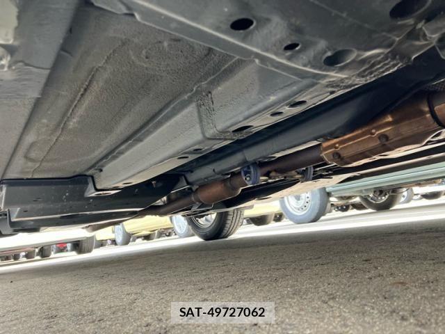 Mazda DEMIO 2017-09 8413444-6