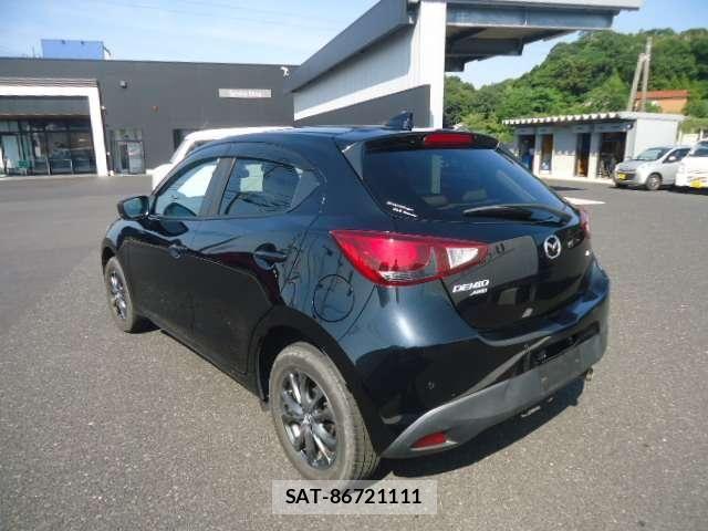 Mazda DEMIO 2018-03 8413442-8