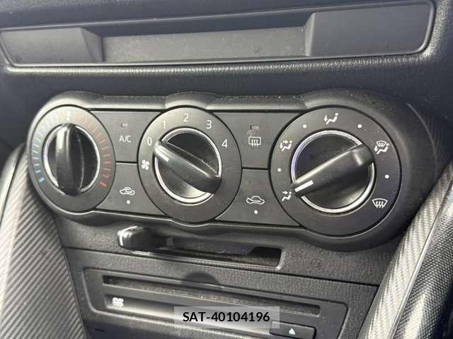 Mazda DEMIO 2015-03 8525648-9