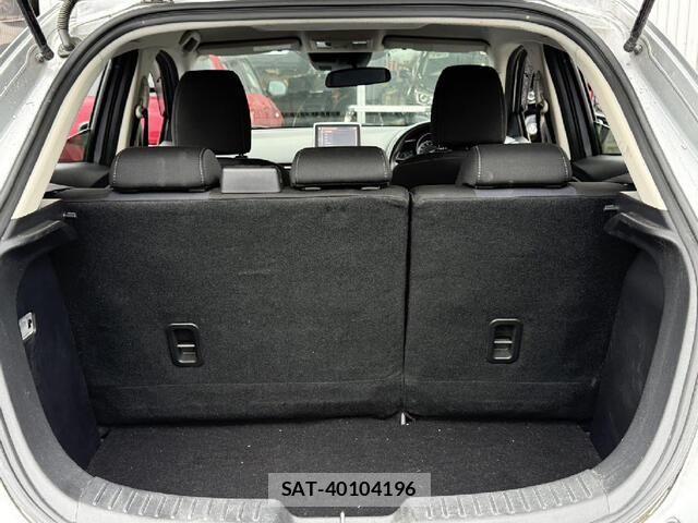 Mazda DEMIO 2015-03 8525648-13