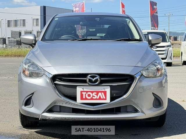 Mazda DEMIO 2015-03 8525648-17
