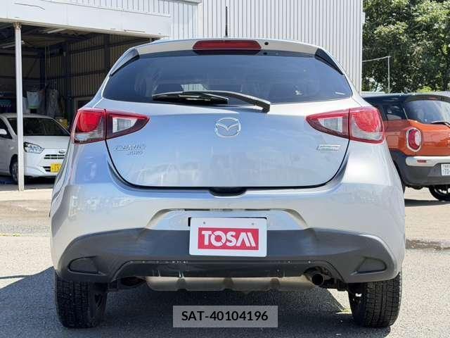 Mazda DEMIO 2015-03 8525648-18