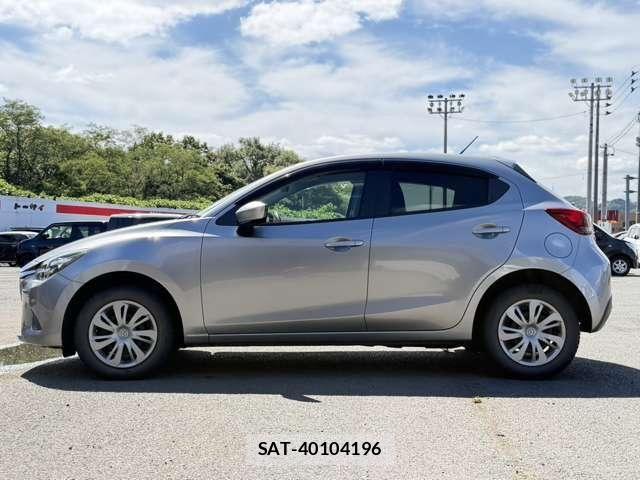 Mazda DEMIO 2015-03 8525648-23