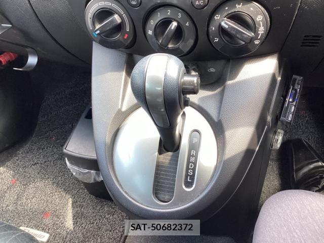 Mazda DEMIO 2013-10 8562553-22