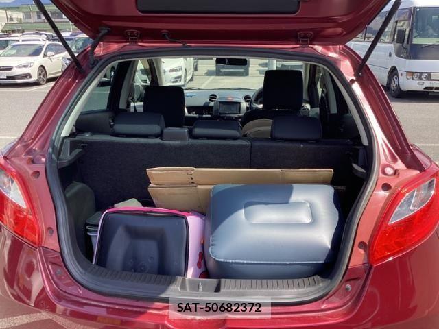 Mazda DEMIO 2013-10 8562553-5
