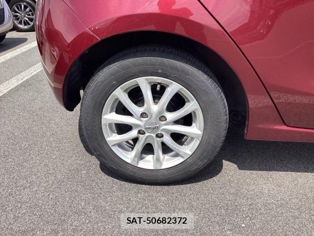 Mazda DEMIO 2013-10 8562553-7
