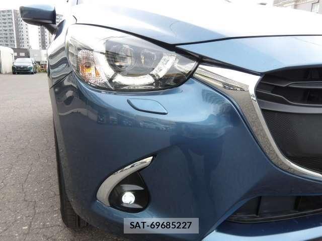 Mazda DEMIO 2017-09 8660077-18