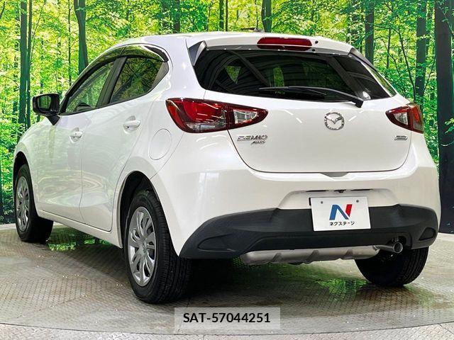 Mazda DEMIO 2016-09 8660076-17